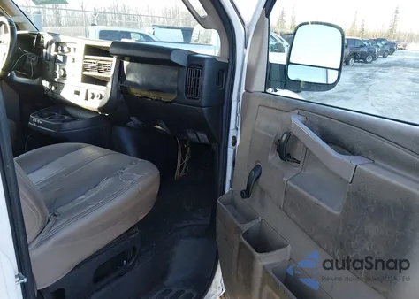 2016 Chevrolet Express z USA, uszkodzony, nr VIN 1GB0GRFF3G1276919